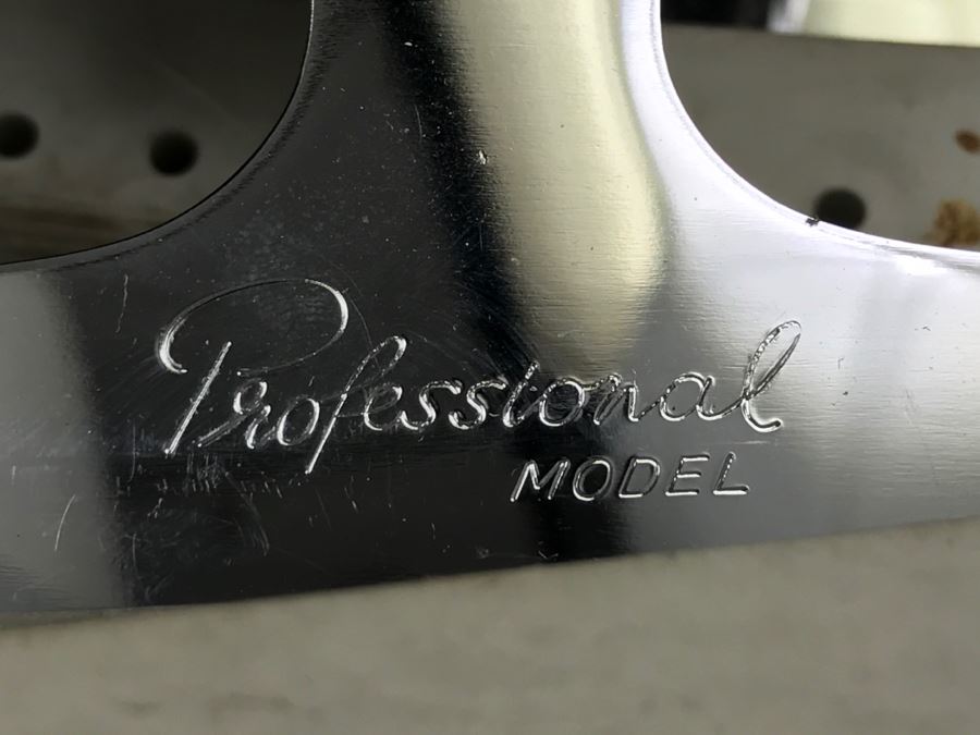 SP Teri Professional Figure Skates His And Her Ice Skates Sheffield Steel Blades Made In England Size 8B And 6 1/2A [Photo 14]