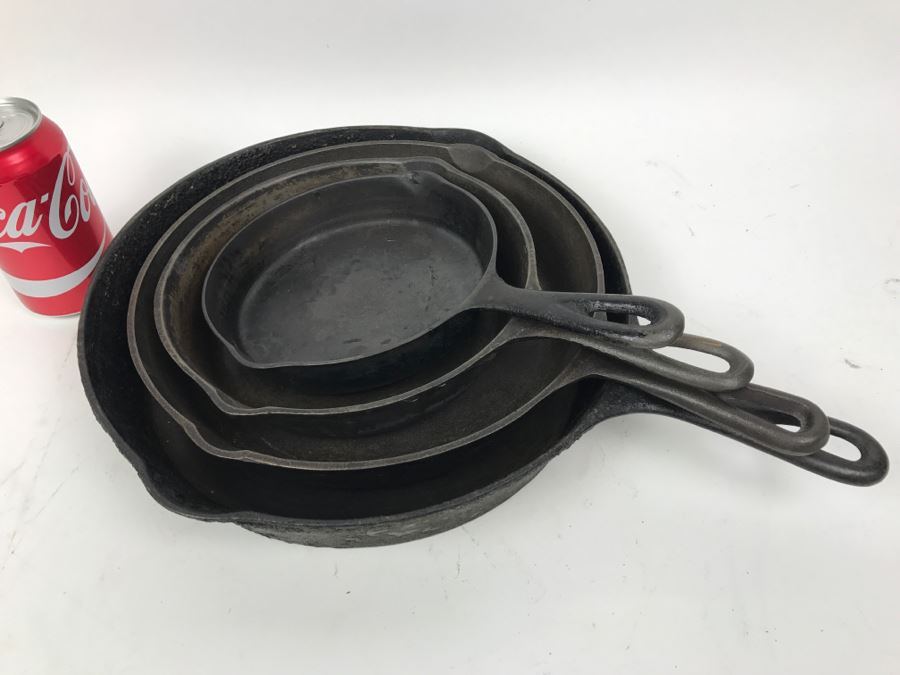 (4) Cast Iron Skillets Largest Skillet Is A 'Wagner' Sidney 0 10