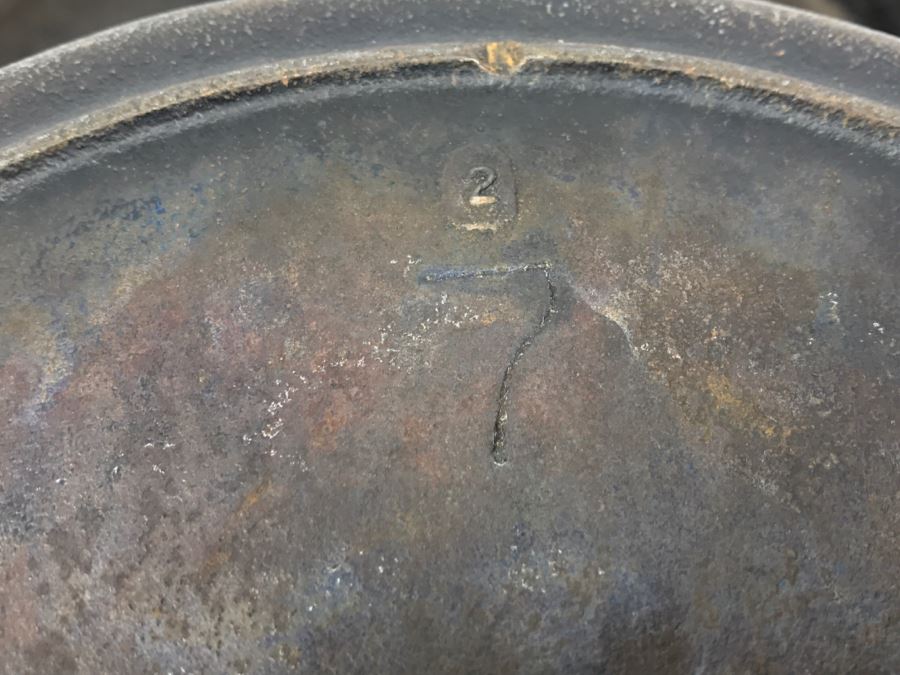 (4) Cast Iron Skillets - Largest Skillet Is A 'Wagner' Sidney 0 10 [Photo 9]