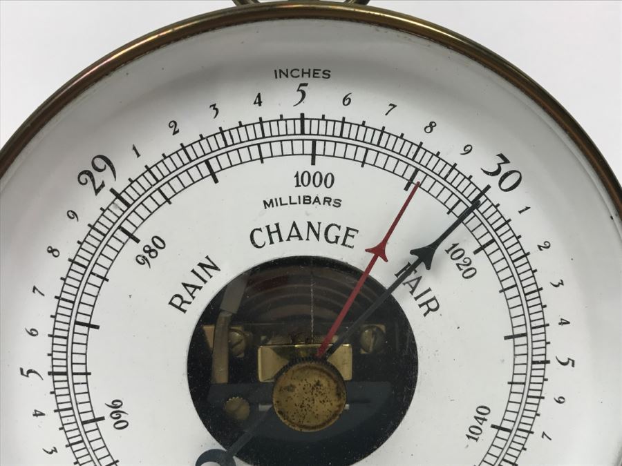 Vintage Airguide Barometer With Stand [Photo 8]
