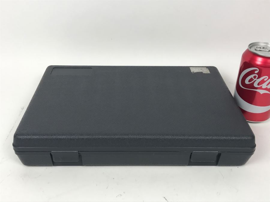 CEN-TECH Micrometer Measuring Set [Photo 2]