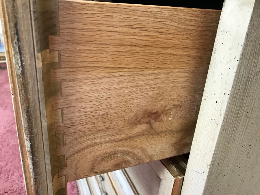 Vintage 1969 Campanile By Drexel Furniture Chest Of Drawers Dresser White With Gilt Wood Accents And Stunning Mirror [Photo 7]