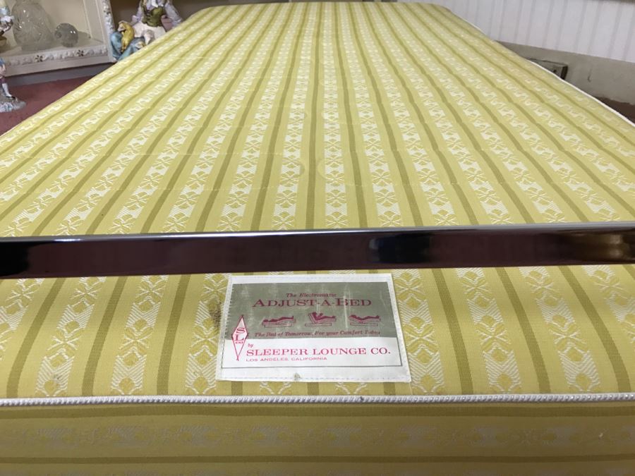 PAIR Of Electronic Adjust-A-Bed By Sleeper Lounge Co On Casters [Photo 5]