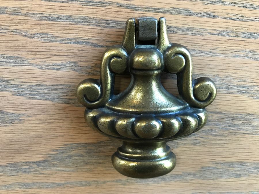 Vintage White Designer Lighted Wooden China Cabinet With Hutch - Matches Dining Table [Photo 12]