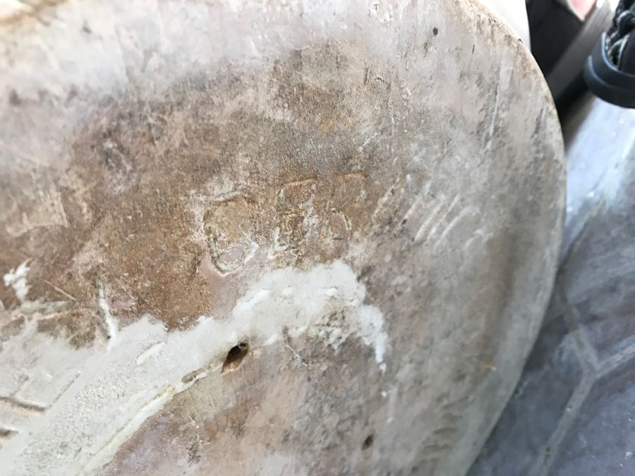 Gainey Ceramics Large Architectural Outdoor Planter Pot White With Jade Plant [Photo 9]