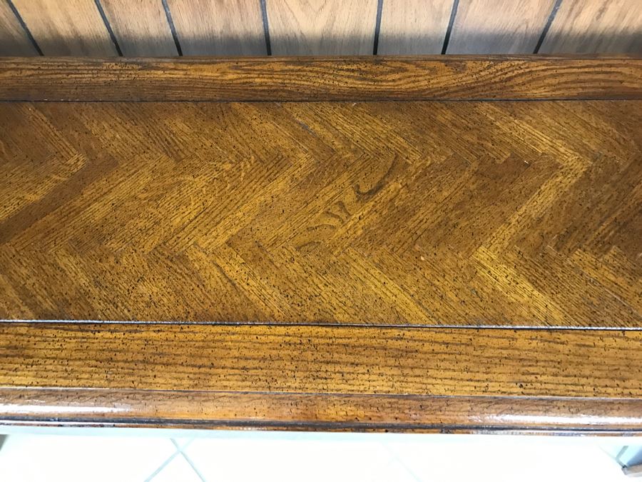 Console Table [Photo 4]