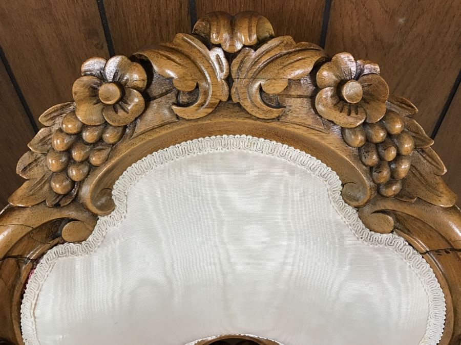 Nice Wooden Chair With Carved Flowers And Leaves [Photo 5]