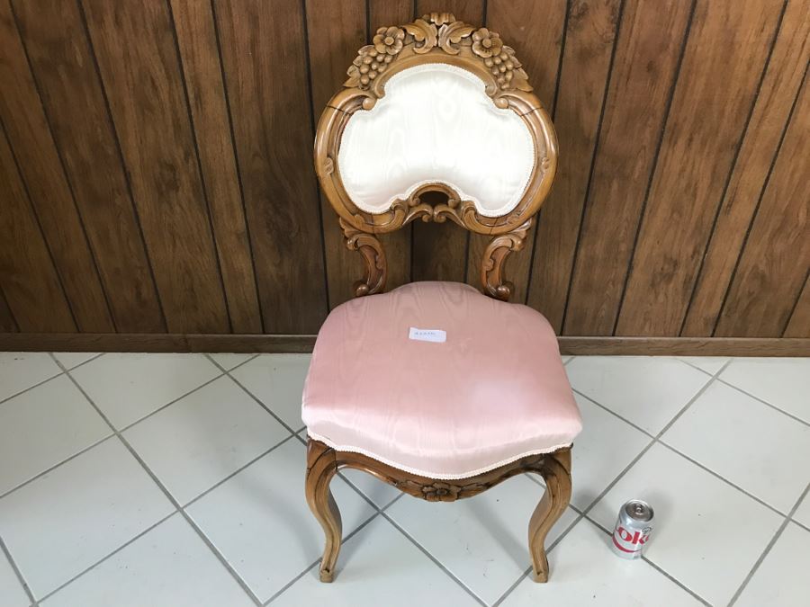 Nice Wooden Chair With Carved Flowers And Leaves [Photo 2]