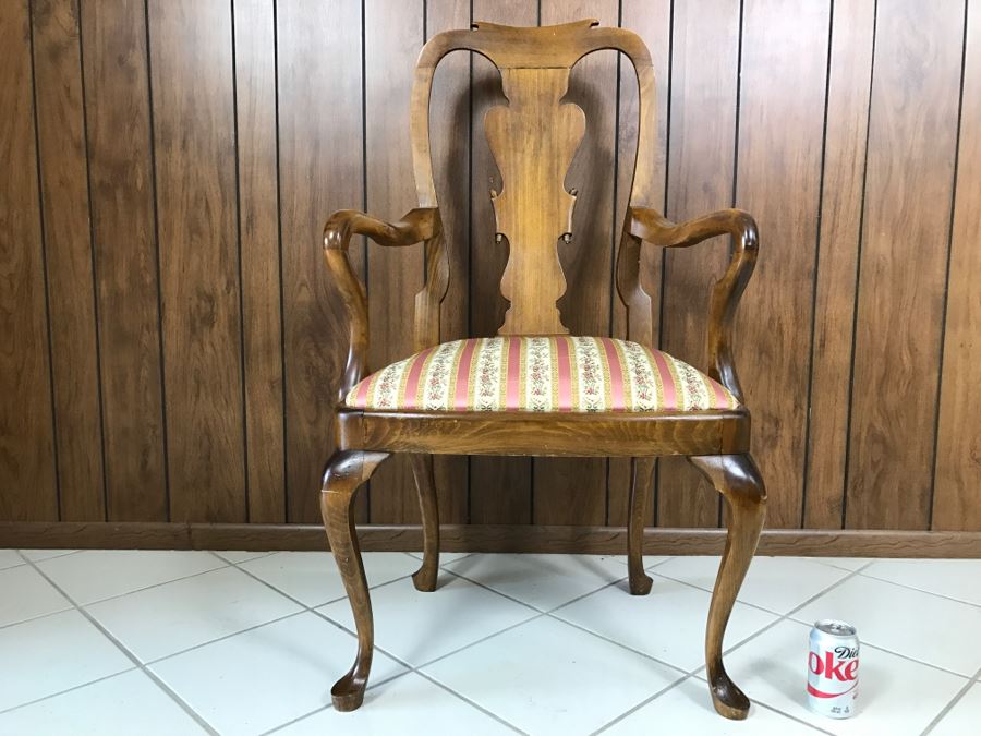 Stunning Designer Wooden Armchair [Photo 3]