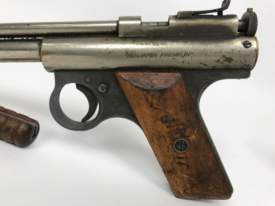 Benjamin Air Rifle Company Vintage Rare 'Benjamin Franklin' PISTOL Model 112 Air Gun [Photo 3]