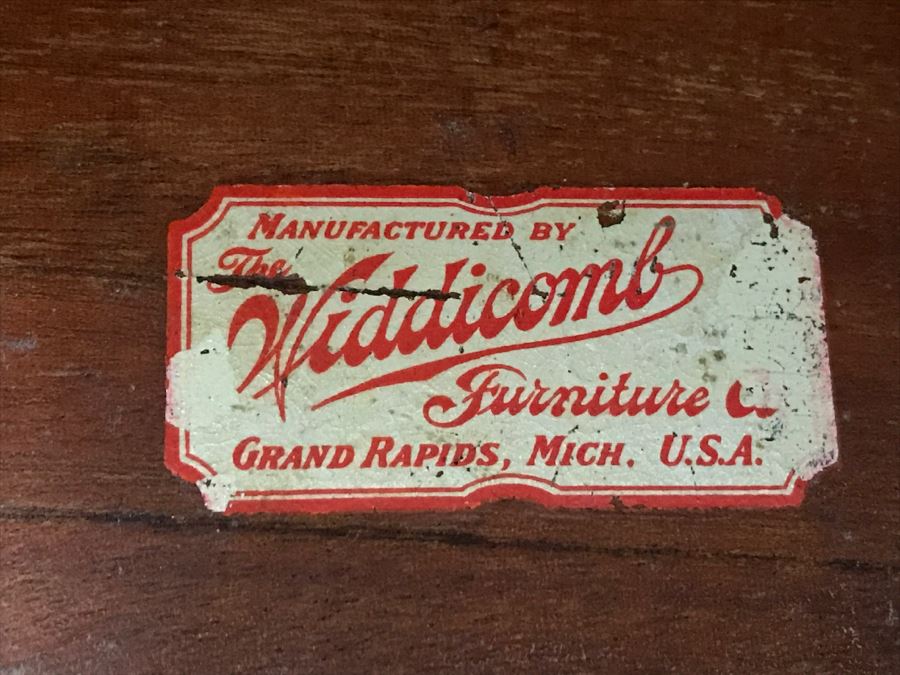 Stunning Widdicomb Grand Rapids, Michigan Dark Wood Bedroom Dresser Set Chest Of Drawers With Mirrors [Photo 2]