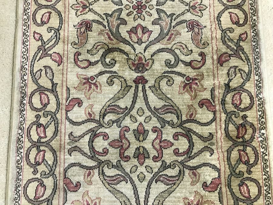 Tan Floral Hall Runner Rug [Photo 7]