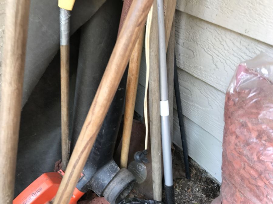 All Gardening / Yard Tools Photographed Against Walls [Photo 10]