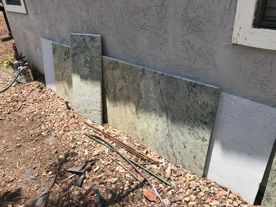 Assorted Granite Pieces 3/4' Thick