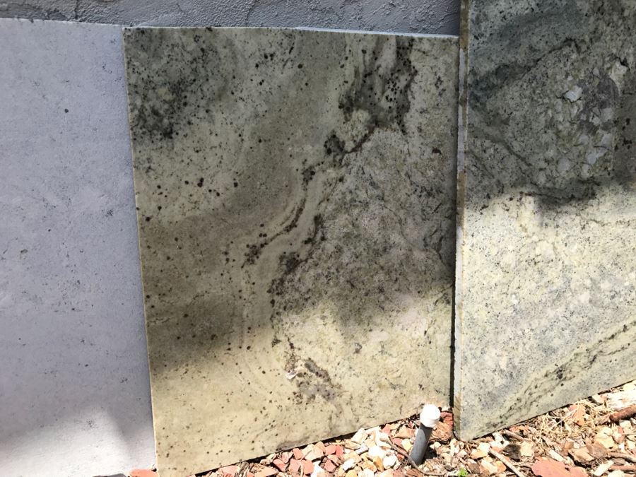 Assorted Granite Pieces 3/4' Thick [Photo 4]