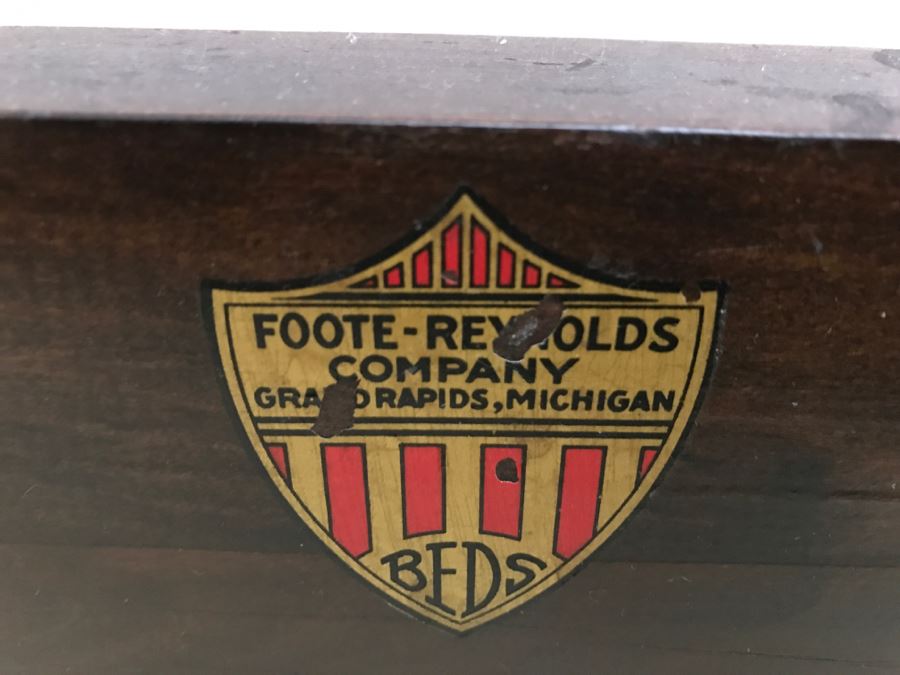 Foote-Reynolds Grand Rapids, Michigan Full Size Headboard And Footboard [Photo 3]