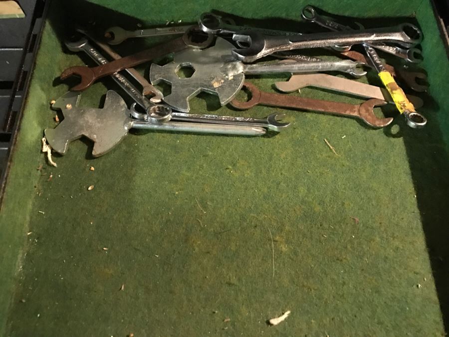 Machinists Tool Box Chest Full Of Tools [Photo 10]