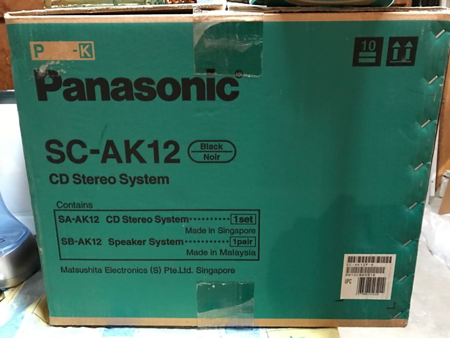 Panasonic CD Stereo Boombox SC-AK12 With Box Only Used Twice [Photo 4]