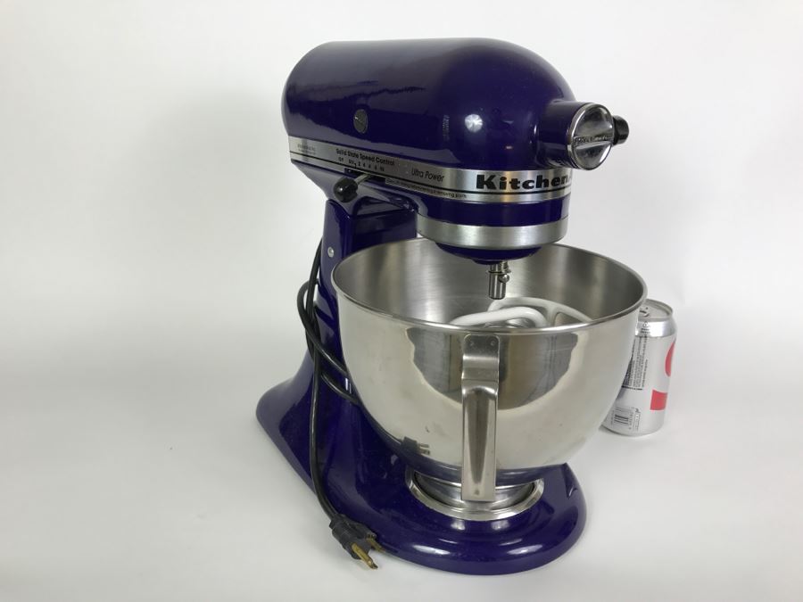 NEW KITCHEN AID ULTRA POWER STAND MIXER MODEL KSM 90 WITH ALL