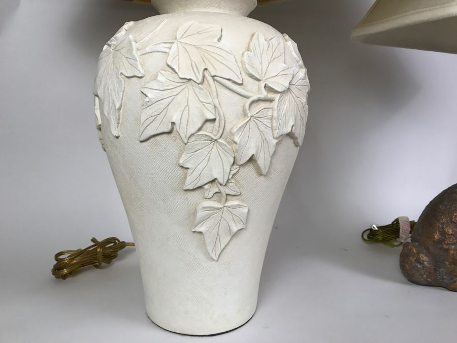 Set of 2 Lamps - Ceramic Rabbit Lamp And Pottery Style Lamp With Leaves [Photo 3]