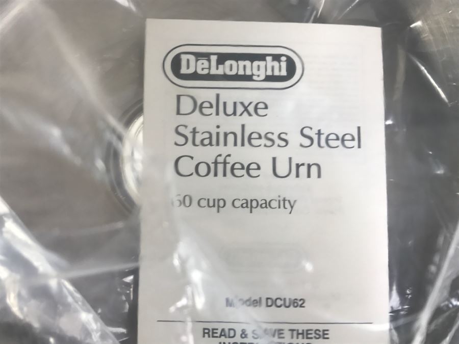 New DeLonghi Deluxe Stainless Steel Coffee Urn 60 Cup Model DCU62 [Photo 5]