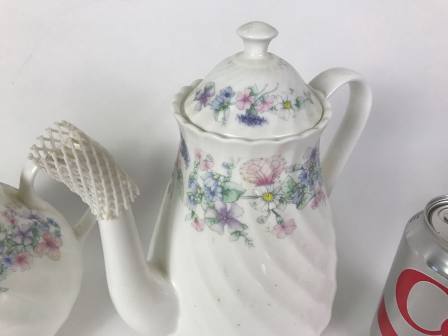 Wedgwood Coffee Pot And Teapot Bone China Angela Pattern Made In England [Photo 4]