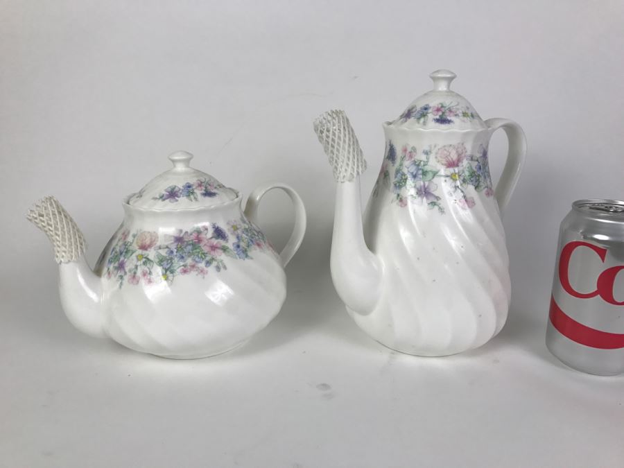 Wedgwood Coffee Pot And Teapot Bone China Angela Pattern Made In England [Photo 1]