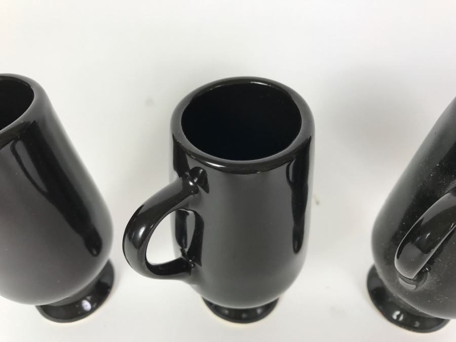Set Of 4 Black Handled Cups [Photo 4]