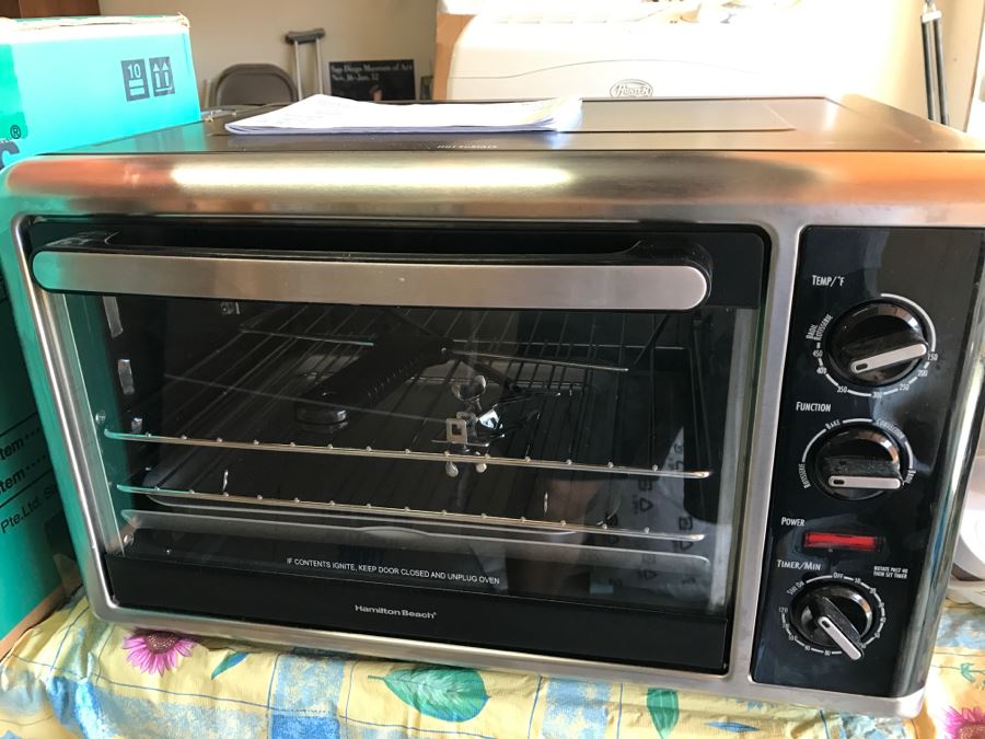 New Hamilton Beach Countertop Oven With Rotisserie [Photo 1]