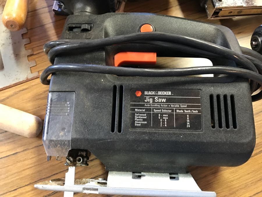 Large Power Tool Lot With Rotary Saw, Jig Saws, Electric Drill, Belt Sanders, Reciprocating Saw And Tile Hand Tools [Photo 4]