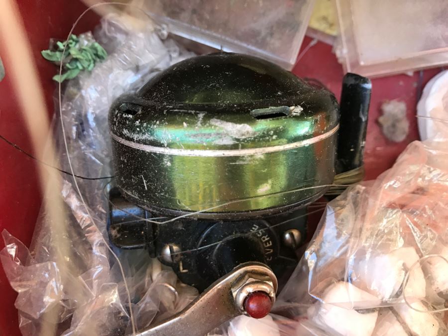 JUST ADDED - Vintage Metal Fishing Tackle Box With Fishing Tackle, Lures, Fishing Flies, Reel [Photo 9]