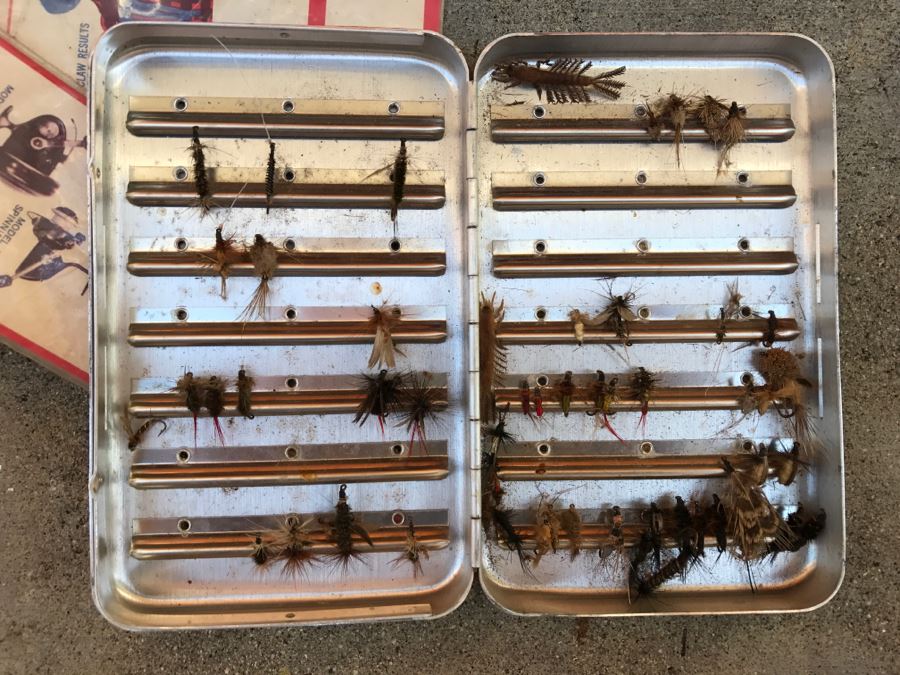 JUST ADDED - Vintage Metal Fishing Tackle Box With Fishing Tackle, Lures, Fishing Flies, Reel [Photo 13]