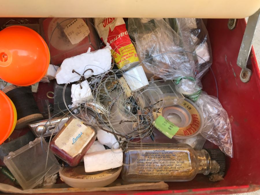 JUST ADDED - Vintage Metal Fishing Tackle Box With Fishing Tackle, Lures, Fishing Flies, Reel [Photo 11]