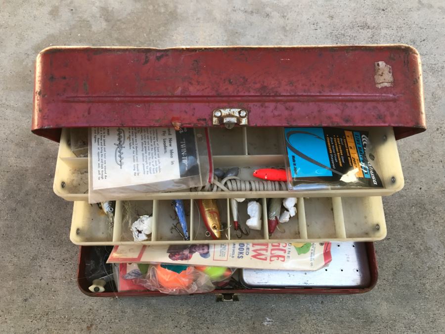 JUST ADDED - Vintage Metal Fishing Tackle Box With Fishing Tackle, Lures, Fishing Flies, Reel [Photo 2]