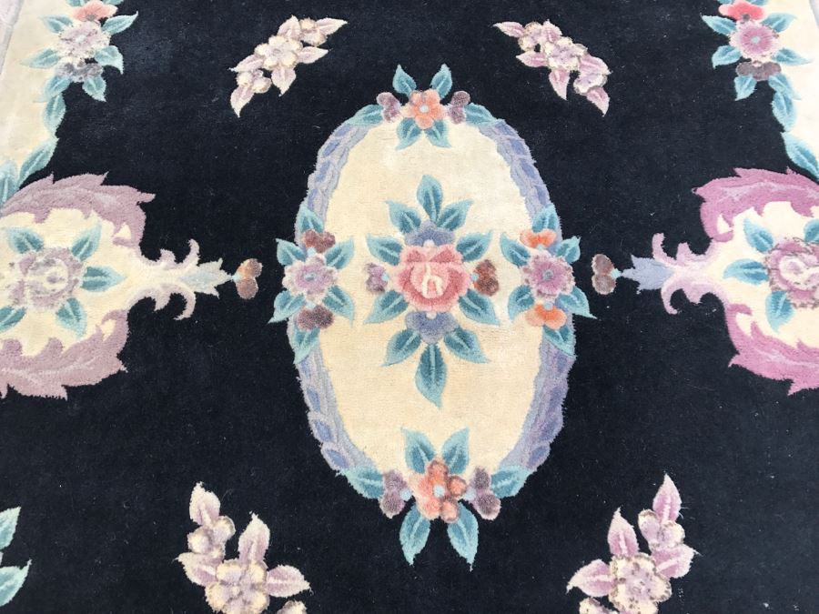 100% Virgin Wool Pile Area Rug With Floral Motif Blacks, Tans, Pinks [Photo 5]