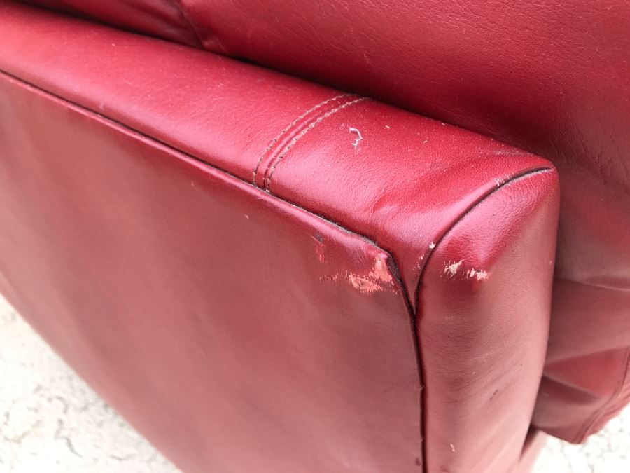 Nice Red Leather Armchair [Photo 6]