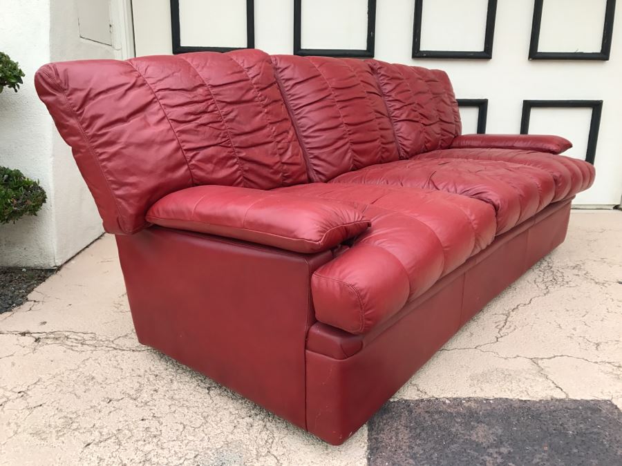 Nice Red Leather Sofa Couch [Photo 4]