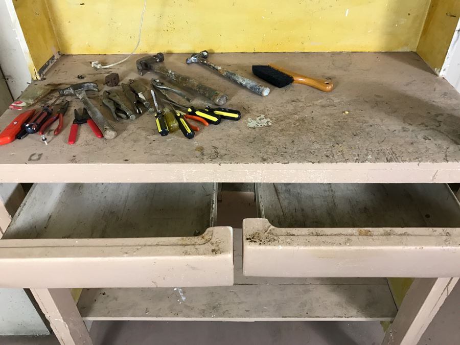 Vintage Workbench Tool Bench With Dunlap Bench Vise And Assorted Tools [Photo 15]