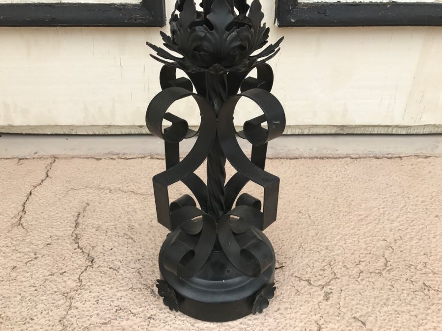 Vintage Black Column Light Fixture [Photo 2]