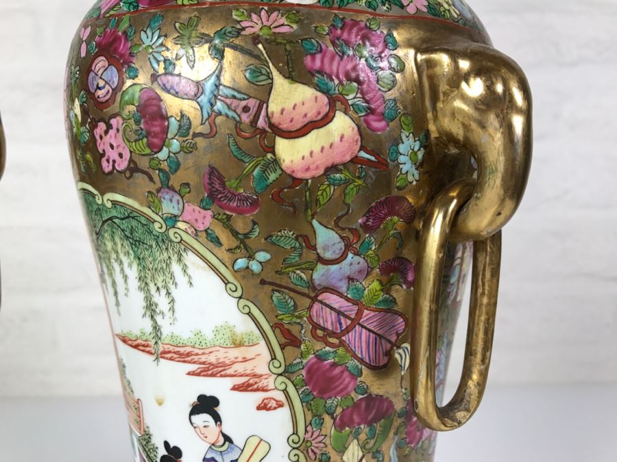 Stunning Pair Of Chinese Famille Rose Vases [Photo 30]