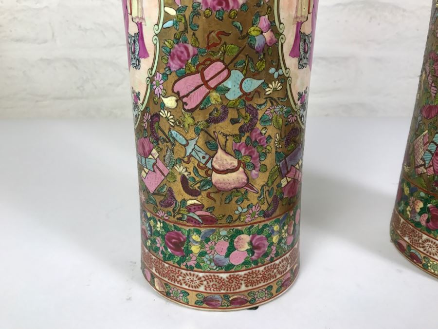Stunning Pair Of Chinese Famille Rose Vases [Photo 22]