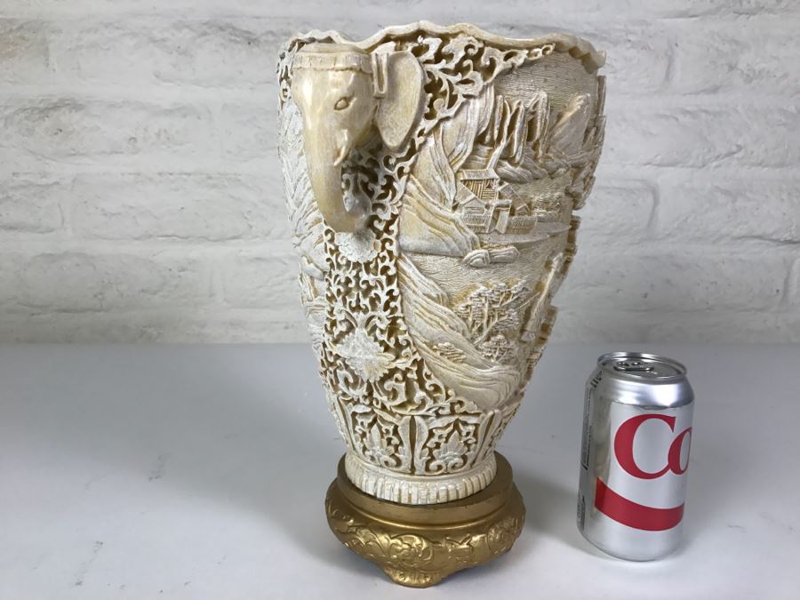 Chinoiserie Resin 'Ivory Replica' Elephant Handle Vase Made In Italy [Photo 7]