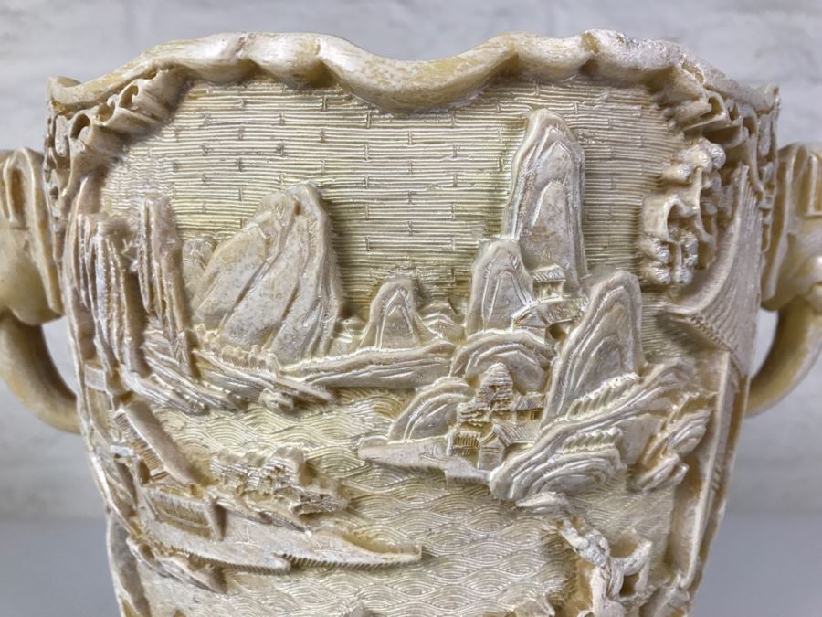 Chinoiserie Resin 'Ivory Replica' Elephant Handle Vase Made In Italy [Photo 3]