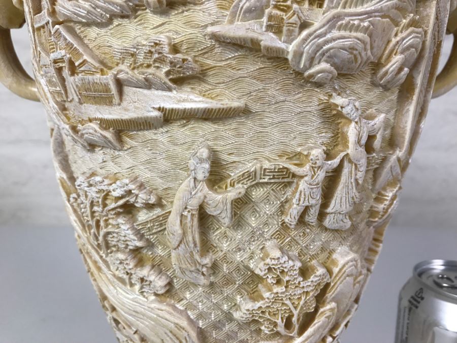 Chinoiserie Resin 'Ivory Replica' Elephant Handle Vase Made In Italy [Photo 4]