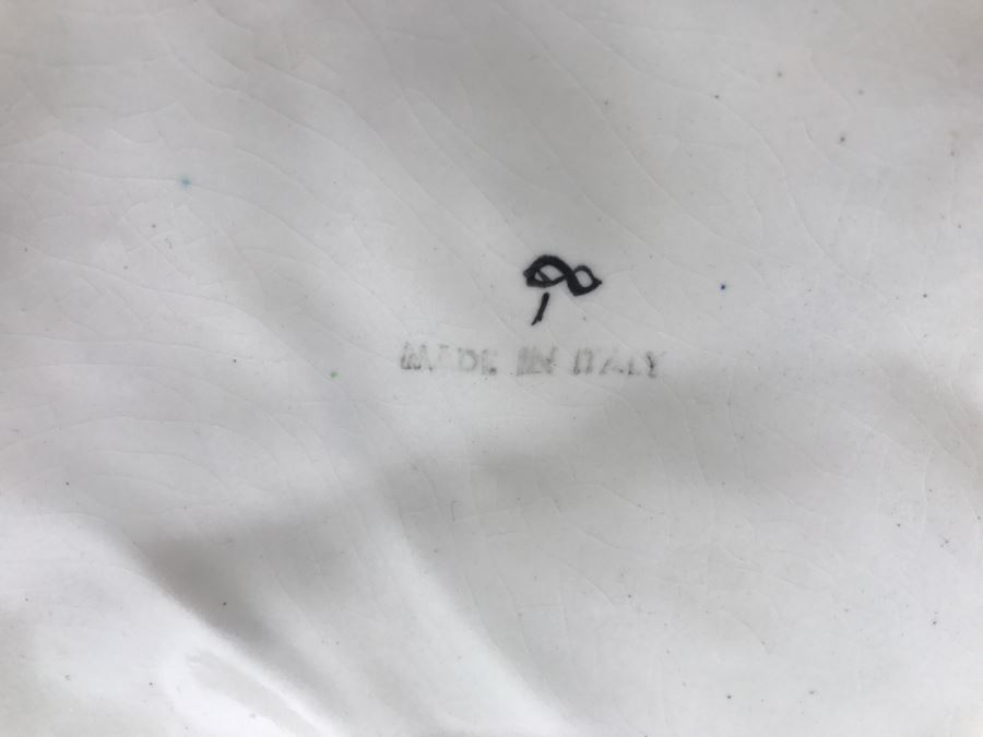 Large Hand Painted D Polo-Uiato Capodimonte Peasant Woman Figural Porcelain [Photo 22]