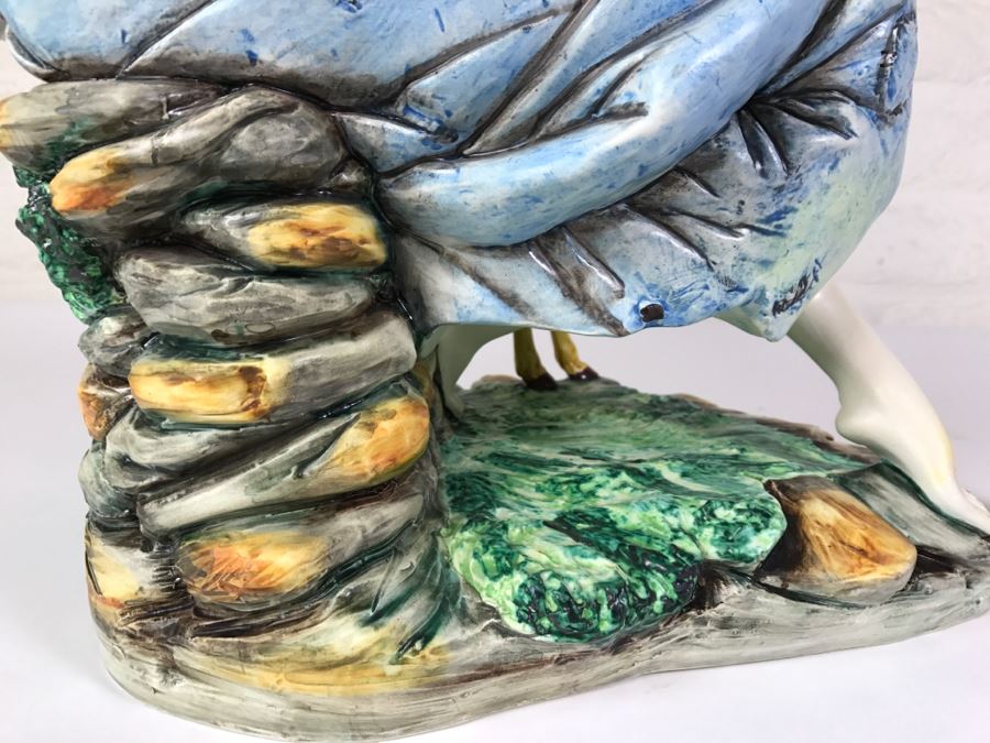 Large Hand Painted D Polo-Uiato Capodimonte Peasant Woman Figural Porcelain [Photo 18]