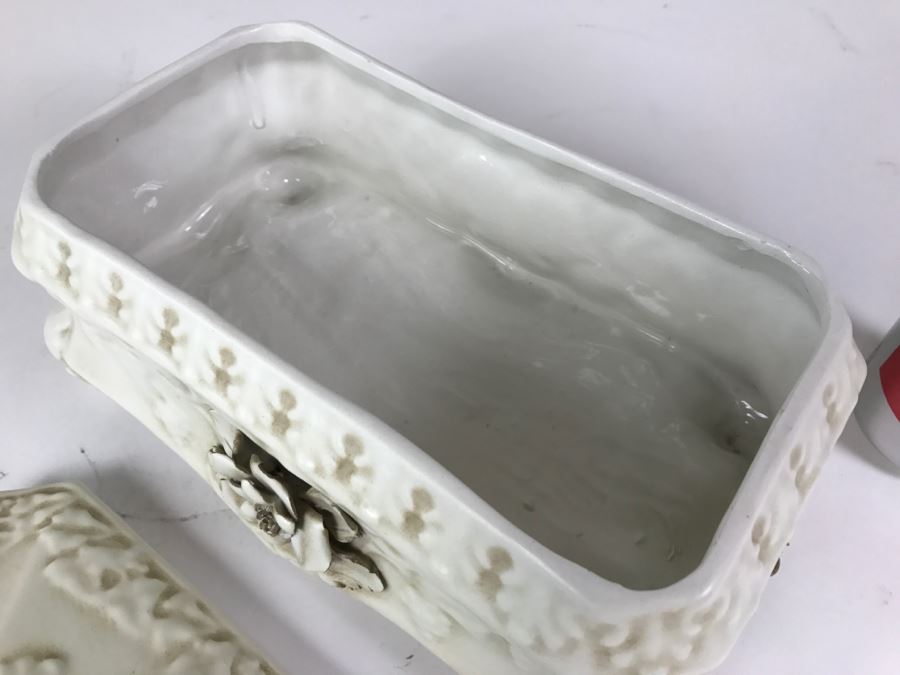 Large Covered White Porcelain Footed Box With Floral Relief Made In Italy [Photo 9]