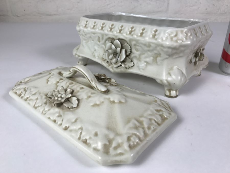 Large Covered White Porcelain Footed Box With Floral Relief Made In Italy [Photo 8]