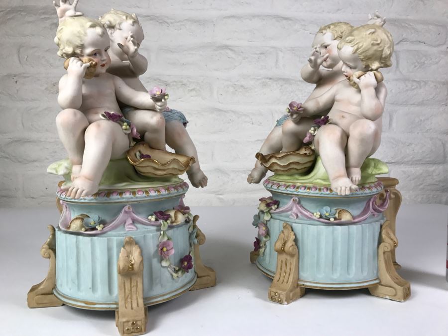 Pair Of Large Hand Painted Figures Of Young Boys On Pedestal Signed Underneath [Photo 25]