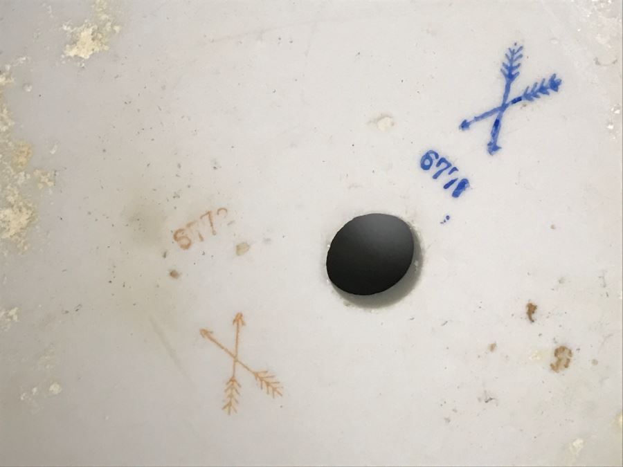 Pair Of Large Hand Painted Figures Of Young Boys On Pedestal Signed Underneath [Photo 29]